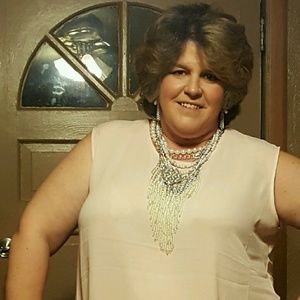 Meet your Posher, Margo