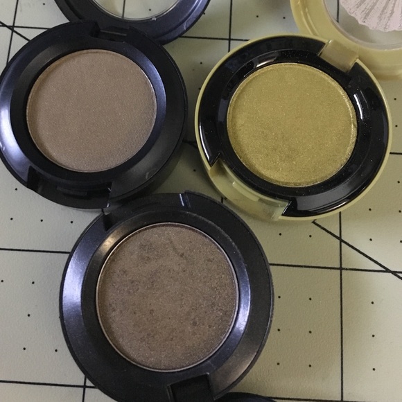 MAC eyeshadow set