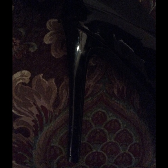 Jessica Simpson black pump . Size 7 - Picture 2 of 3