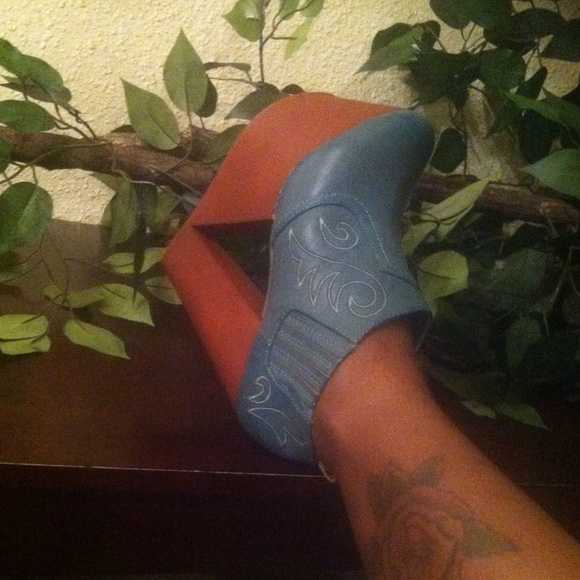 GORGEOUS PLATFORM WEDGES - Picture 4 of 4