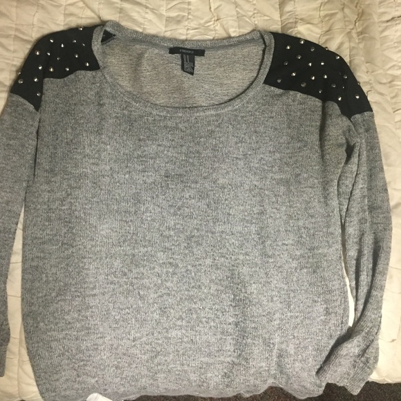 Gray long sleeve