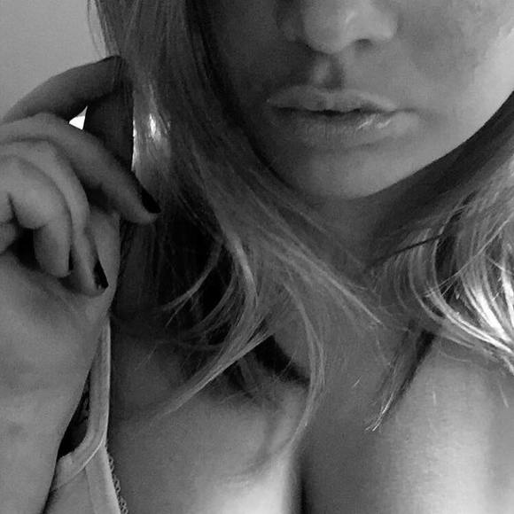 Meet your Posher, Tori