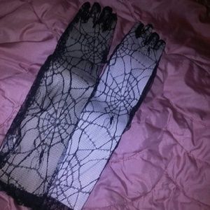 Hot Topic Spider webbing netted gloves