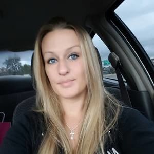 Meet your Posher, Robyn