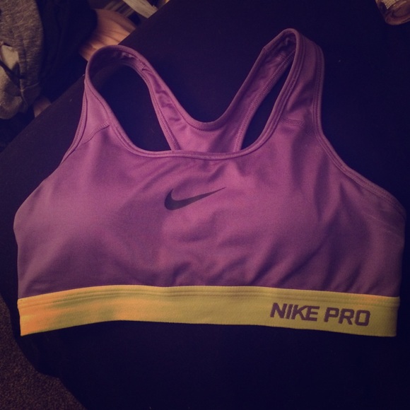Nike dry fit sports bra