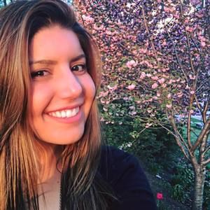 Meet your Posher, Dani