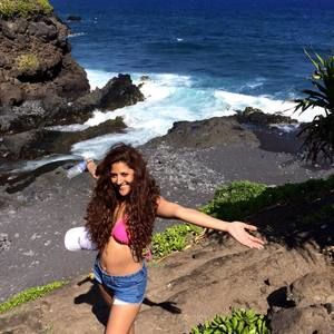 Meet your Posher, Sandy