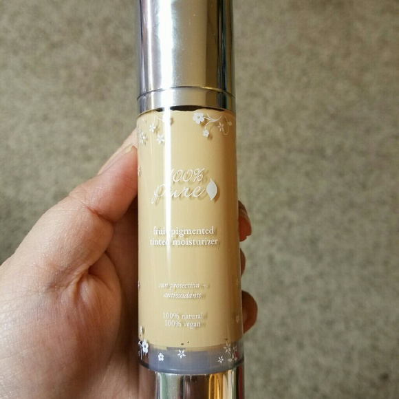 100% Pure Tinted Moisturizer