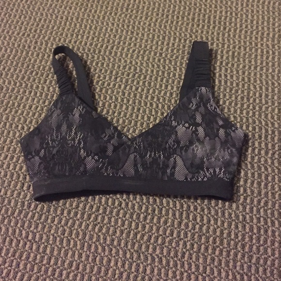 Fabletics lace sports bra
