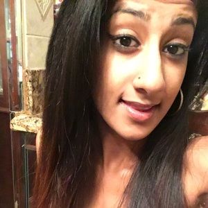 Meet your Posher, Arianna