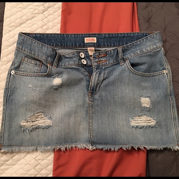 Mossimo Jean skirt "distressed" - juniors size 13