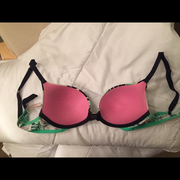 TRADED💸PINK Leopard / Floral Push Up Bra - Picture 3 of 3