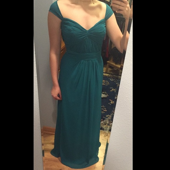 Aqua chiffon formal dress with key hole back
