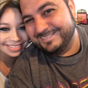 Meet your Posher, Abigail