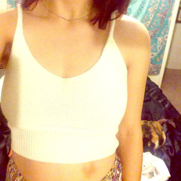 Knit white or cream crop top - Picture 1 of 4