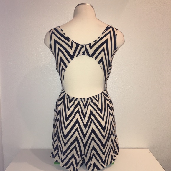 Frenchi Open Back Romper - Picture 2 of 4