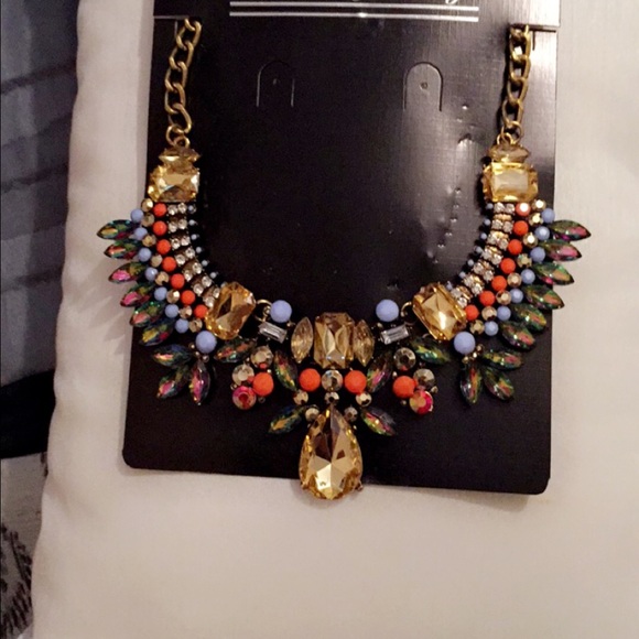 Brand new necklace