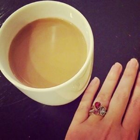 Chloe + Isabel Bouquet Rouge Stackable Rings
