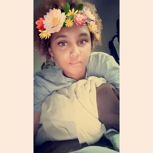 Meet your Posher, Lazyria