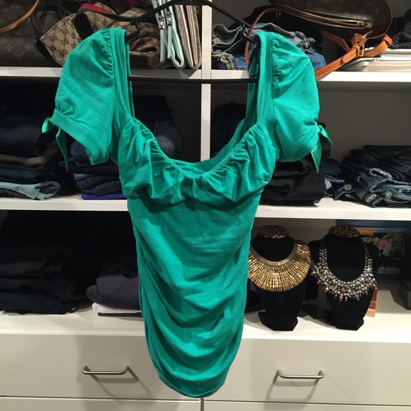 Bebe scoop top - Picture 2 of 2