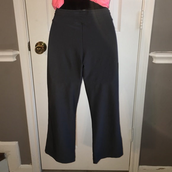 Nike Fit Dry Capris - Picture 3 of 5