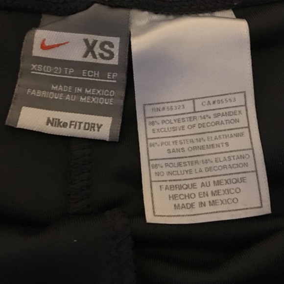 Nike Fit Dry Capris - Picture 5 of 5