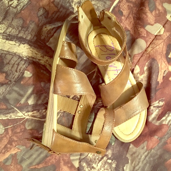 Blowfish sandals