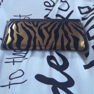 Good day wallet