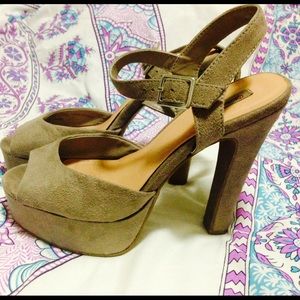 💕Vintage Retro 70s Platform Heels💕