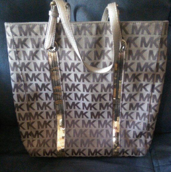 Michael Kors bag