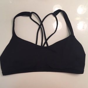 Lululemon Free To Be Bra