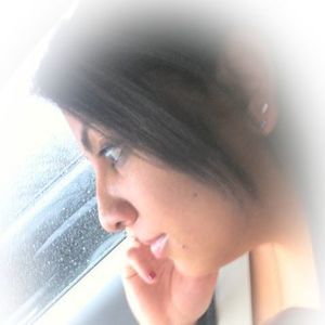 Meet your Posher, Yeidylis