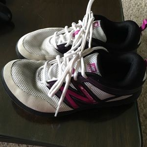 🆕 New Balance Sneakers