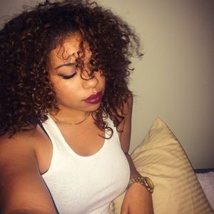 Meet your Posher, Miranda