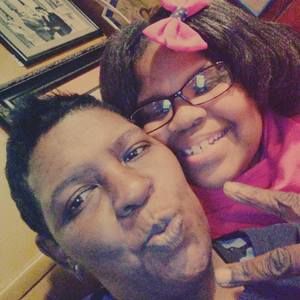 Meet your Posher, Angela