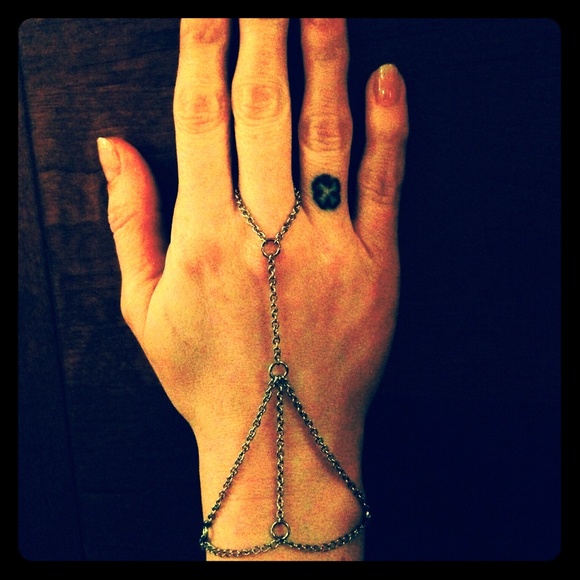 Silver Hand Chain Slave Bracelet