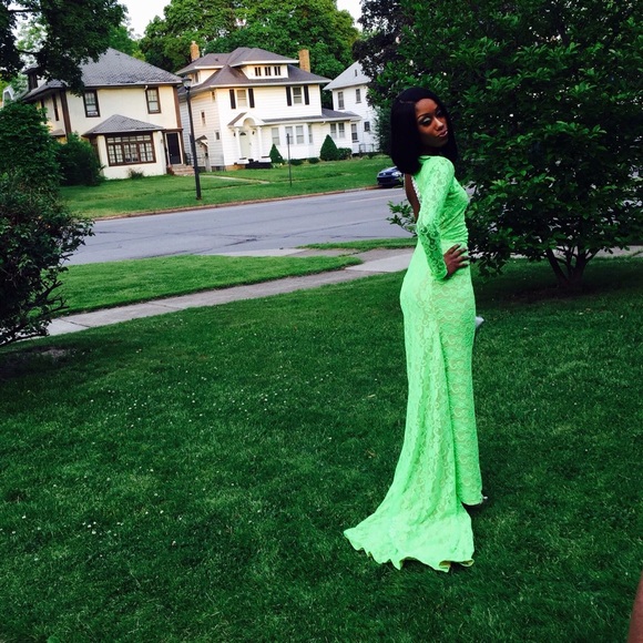 PROM DRESS FOR SELL SIZE 2/3 - Picture 1 of 2