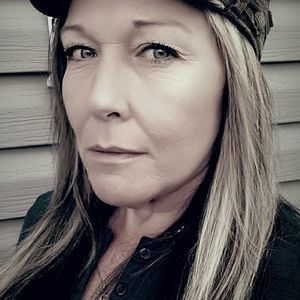 Meet your Posher, Diana