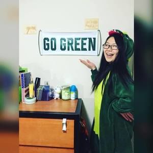 Meet your Posher, Crystal