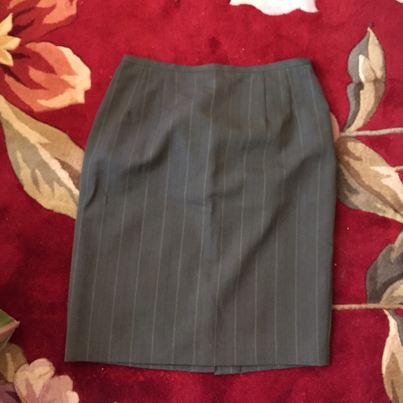 womens skirt and jacket - Picture 2 of 2