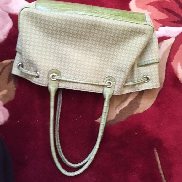 new nine west purse - Picture 2 of 3