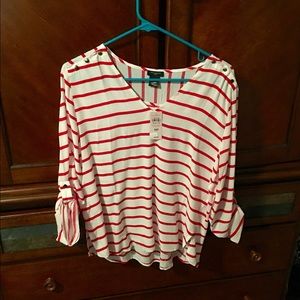 NWT Ann Taylor 3/4 sleeve top. Cute for Spring!