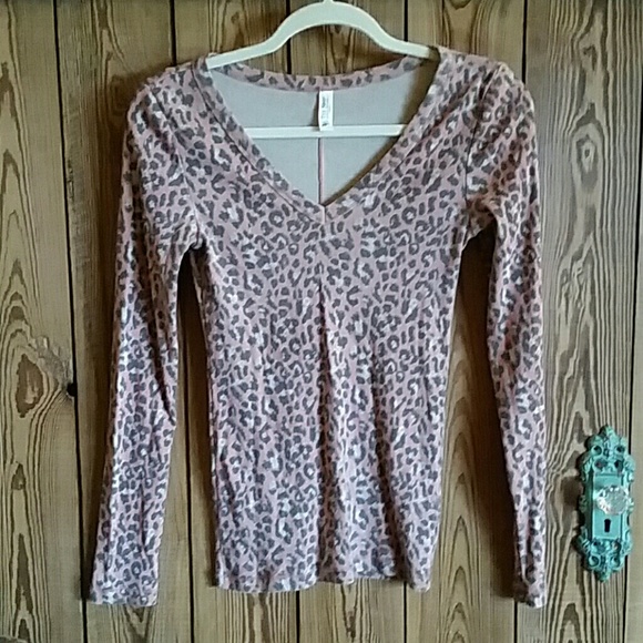 VS longsleeve tee
