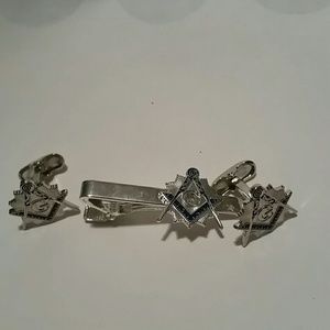 Masonic tie bar and cufflinks
