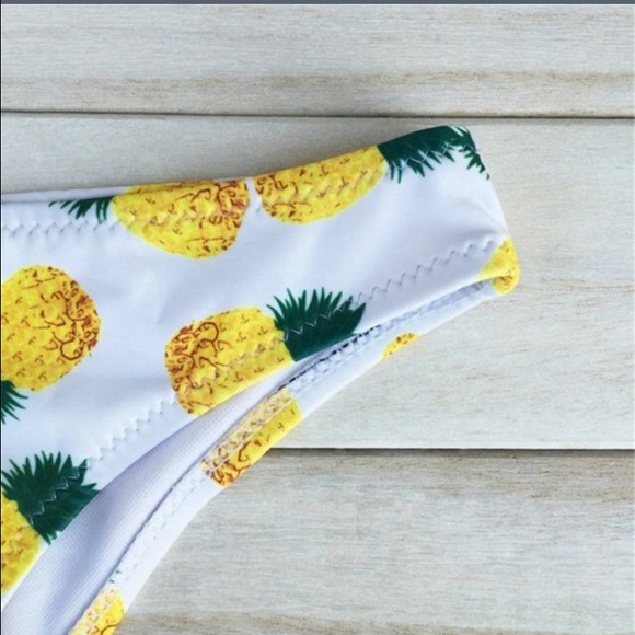 🙋🏻S&L NOW AVAILABLE!🙋🏻🍍Pineapple Bikini👙 - Picture 3 of 4
