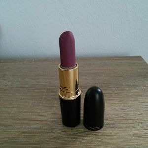 Mac Divine Night Lipstick