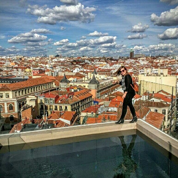 Meet your Posher, Tara-Jeanne - Picture 2 of 2