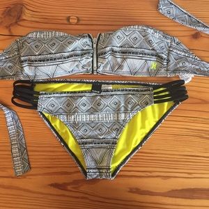 B&W Hurley Strapless Bikini