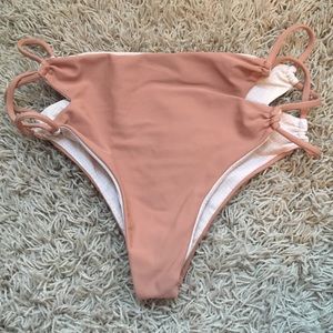 Acacia bottoms