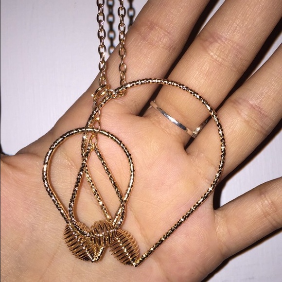 gold necklace